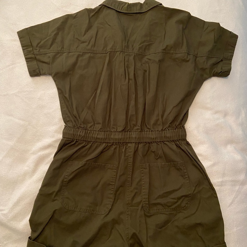 Olive romper - Picture 2 of 4